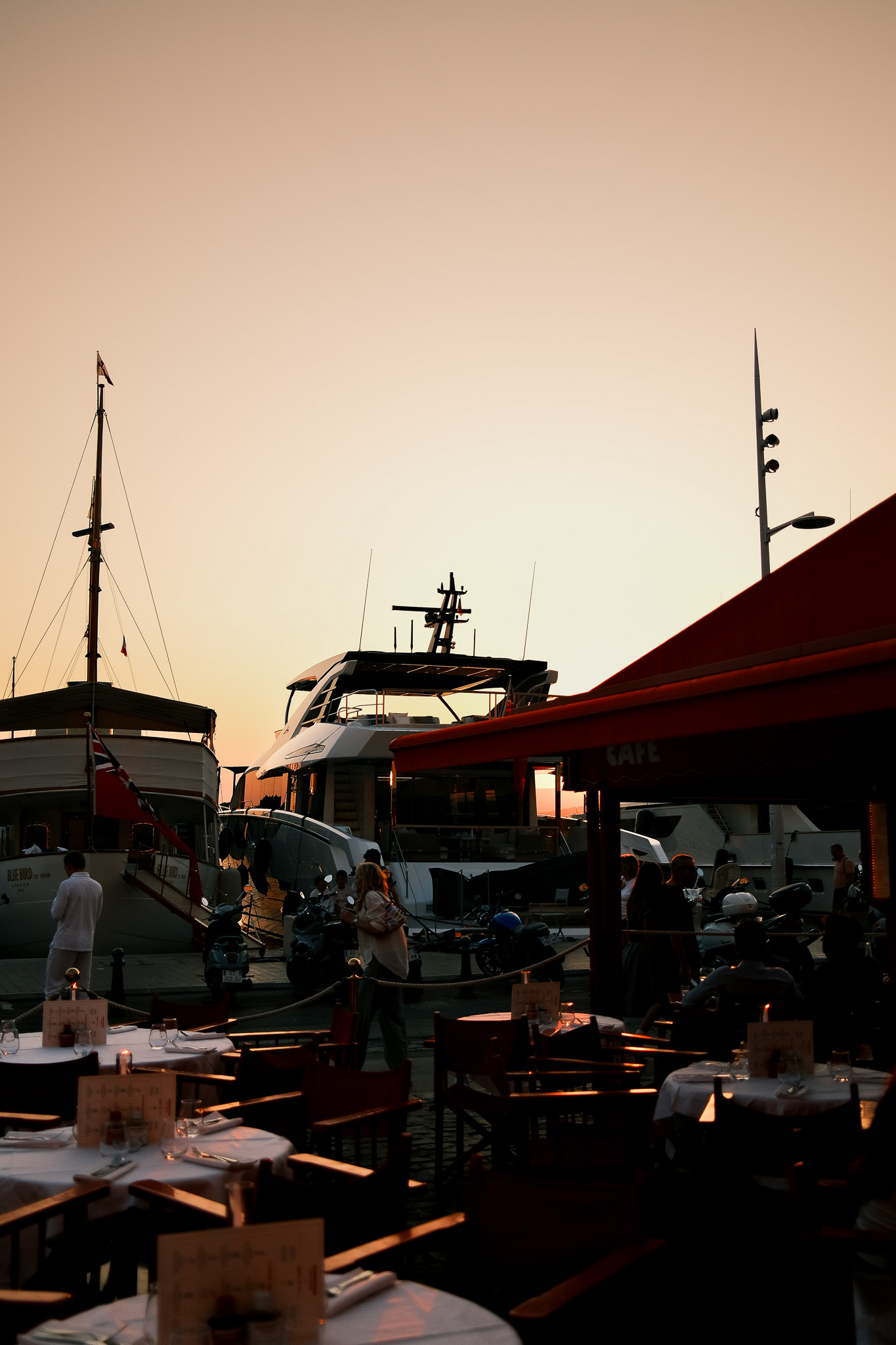 Photography by christofphr